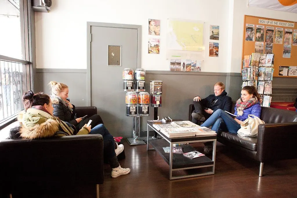 Hi Vancouver Central Hostel 0*,  Καναδάς